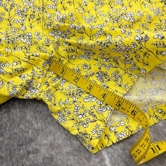 Banana Republic Floral Shorts - Picture 10 of 11